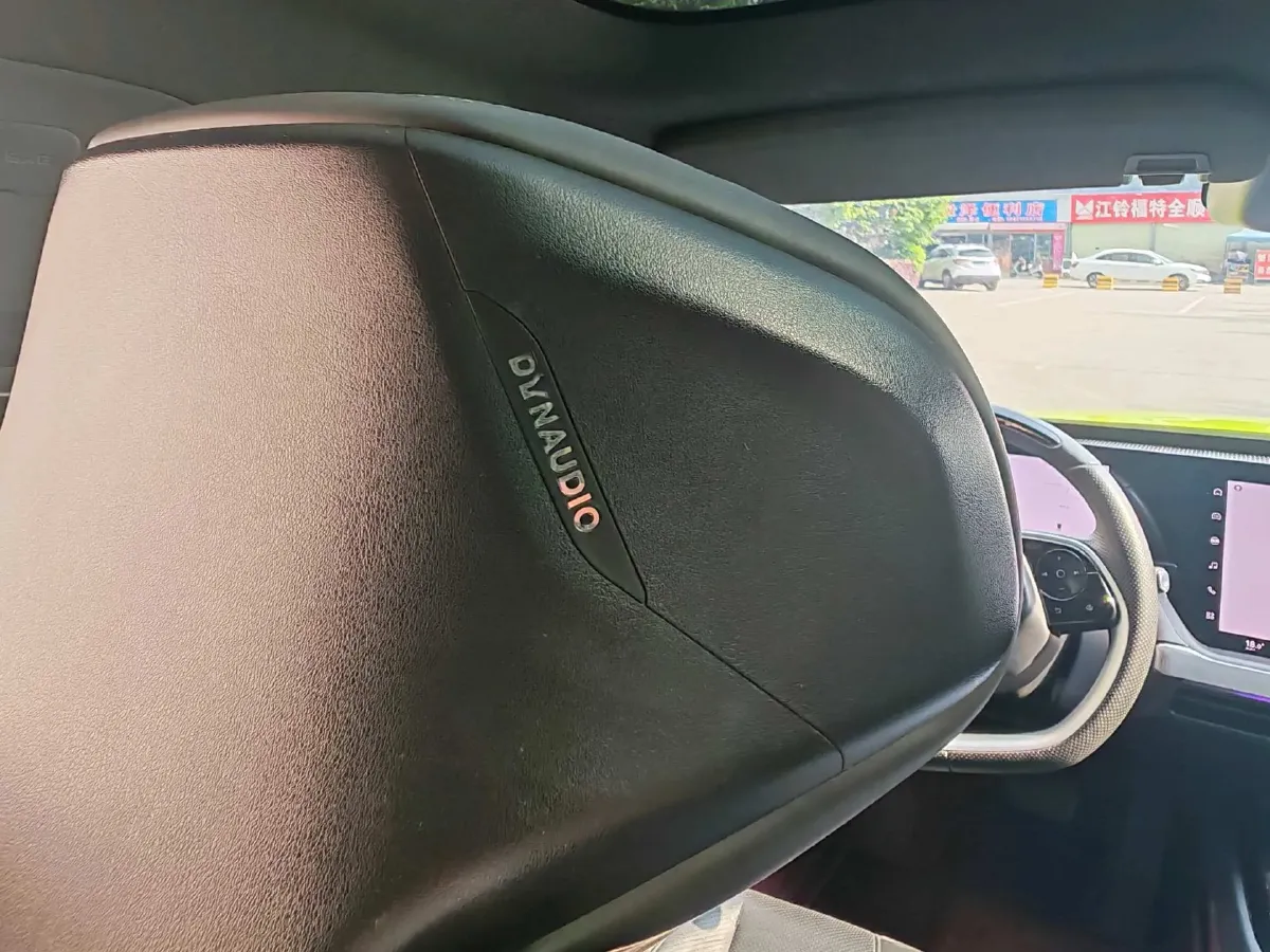 2021 Xpeng P7 BEV 83.1KWH,autocango,china used car exporter,china ev exporter,chinese used car exporter,chinese used ev exporter