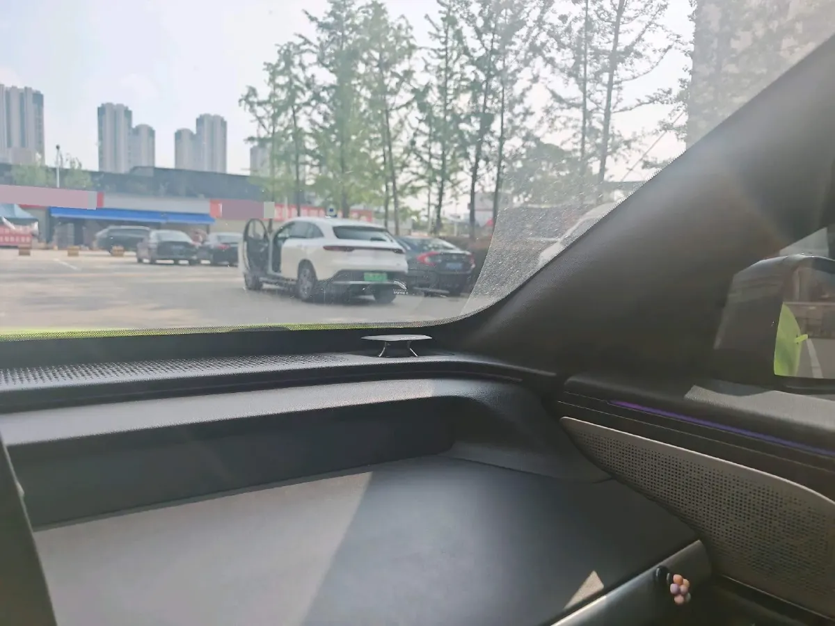 2021 Xpeng P7 BEV 83.1KWH,autocango,china used car exporter,china ev exporter,chinese used car exporter,chinese used ev exporter