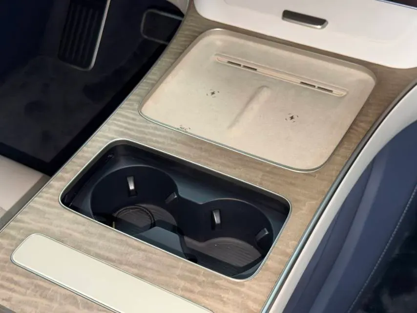 2025 NIO ET9 BEV 100KWH,autocango,china used car exporter,china ev exporter,chinese used car exporter,chinese used ev exporter