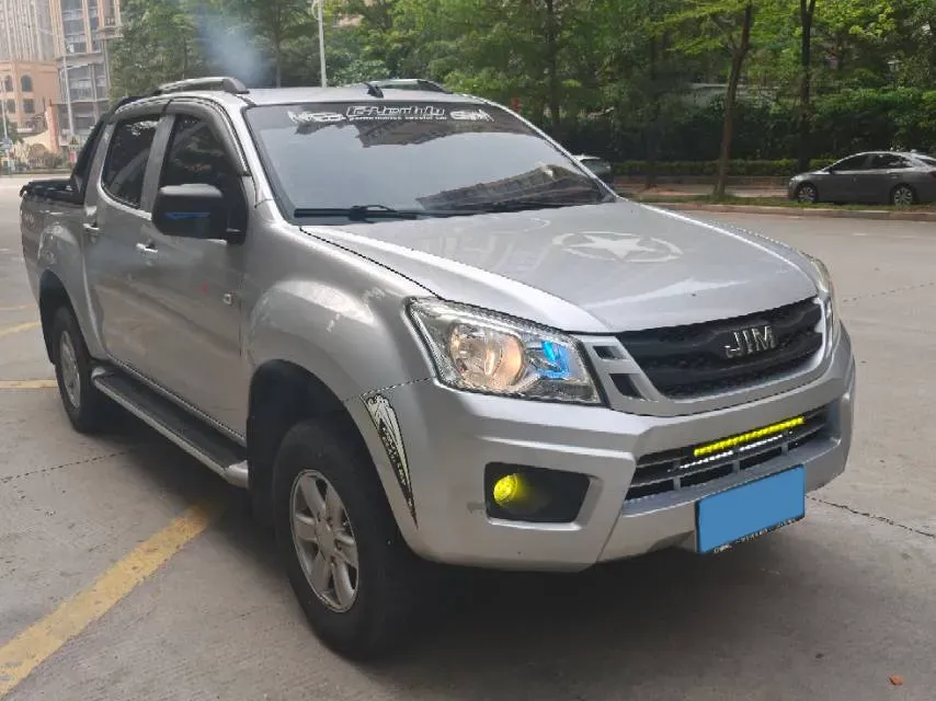 2022 Isuzu RE-MAX Jim 2.8T 120HP L4 5MT,autocango,china used car exporter,china ev exporter,chinese used car exporter,chinese used ev exporter