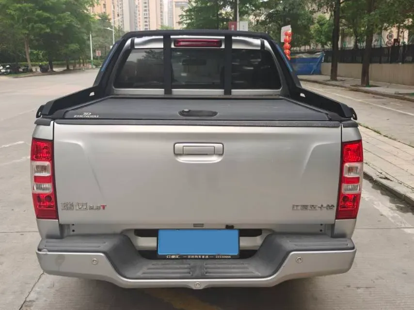 2022 Isuzu RE-MAX Jim 2.8T 120HP L4 5MT,autocango,china used car exporter,china ev exporter,chinese used car exporter,chinese used ev exporter