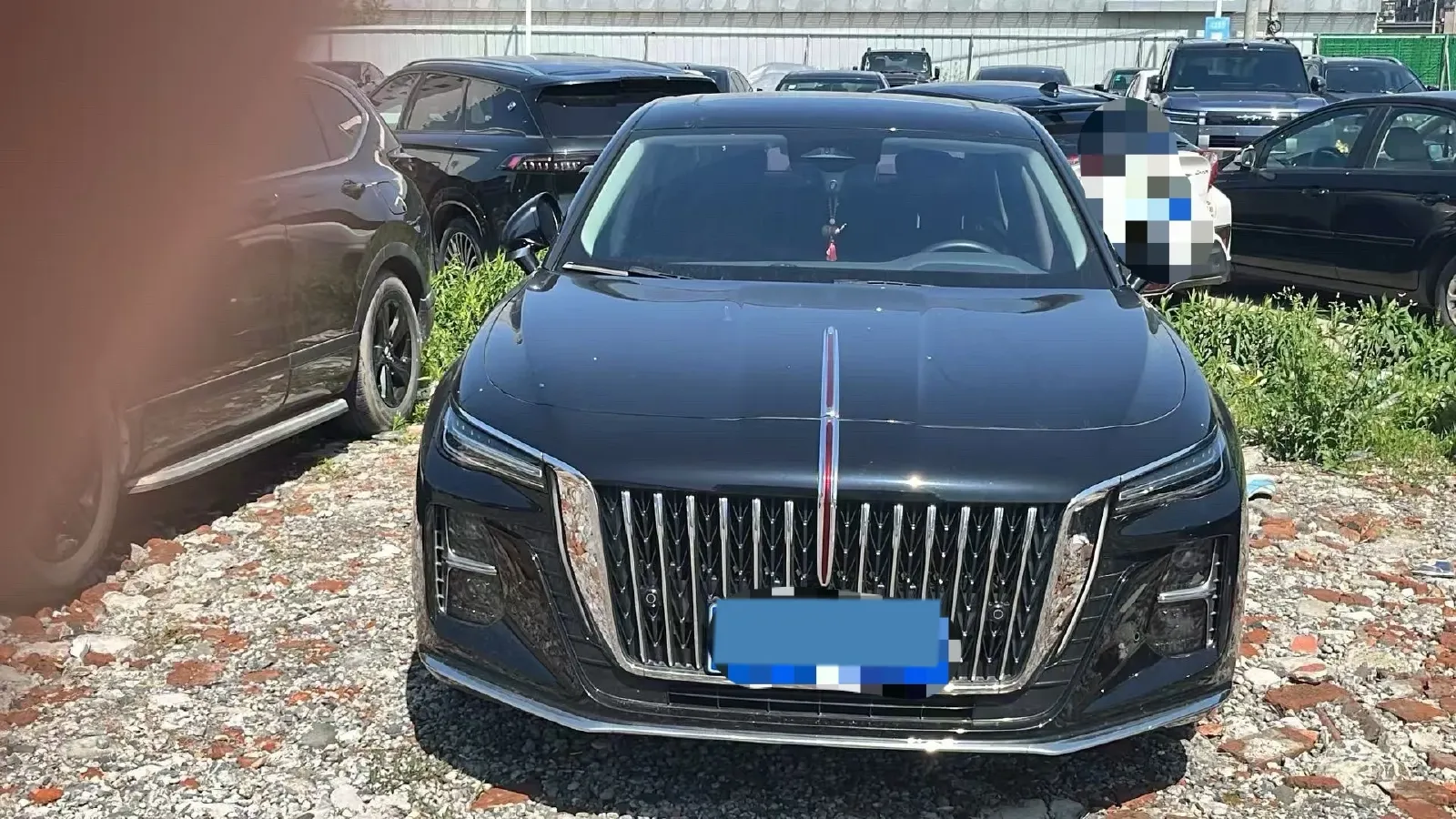 2023 HongQi H5 2.0T 224HP L4 8AT,autocango,china used car exporter,china ev exporter,chinese used car exporter,chinese used ev exporter