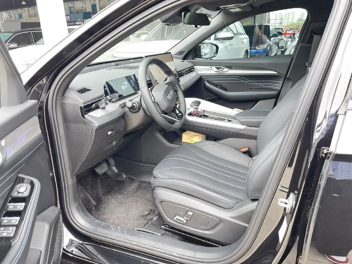 2025 Geely Preface 1.5T 181HP L4 7DCT,autocango,china used car exporter,china ev exporter,chinese used car exporter,chinese used ev exporter