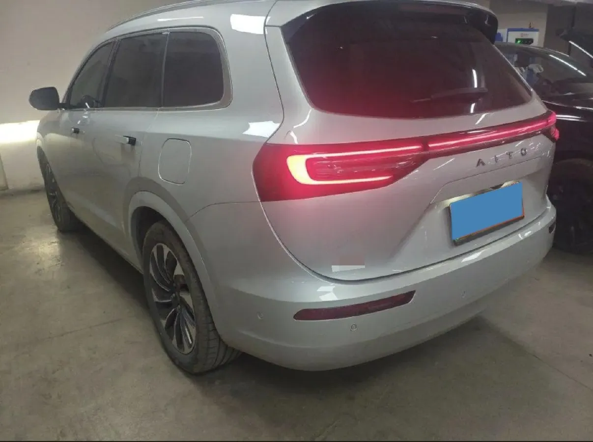2024 AITO AITO M7 1.5T 152HP L4 REEV 40KWH,autocango,china used car exporter,china ev exporter,chinese used car exporter,chinese used ev exporter