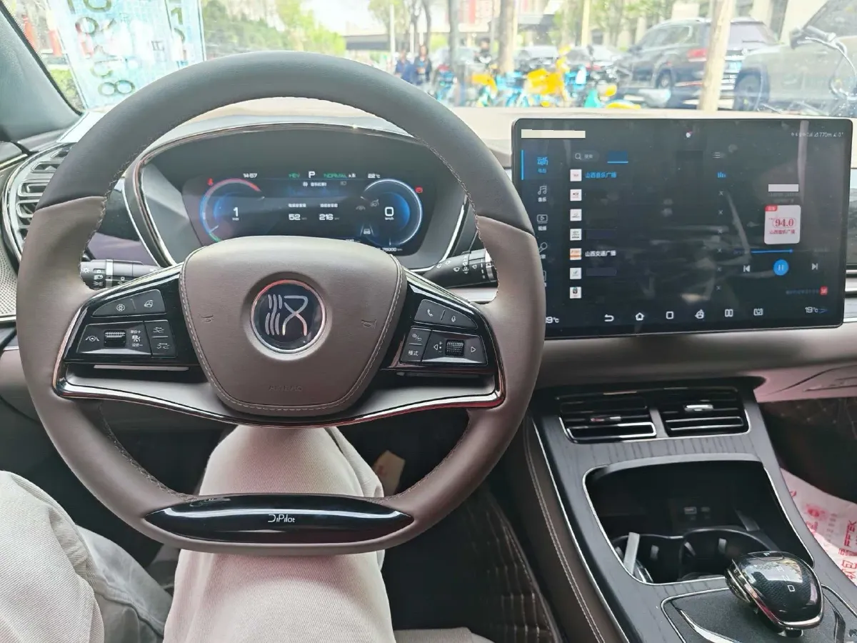 2022 Volkswagen Tiguan L 2.0T 186HP L4 7DCT,autocango,china used car exporter,china ev exporter,chinese used car exporter,chinese used ev exporter