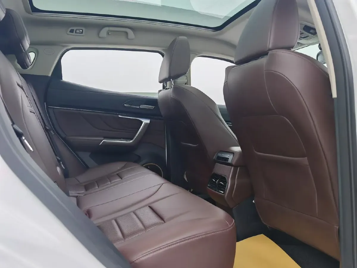 2017 WEY VV5 2.0T 197HP L4 7DCT,autocango,china used car exporter,china ev exporter,chinese used car exporter,chinese used ev exporter