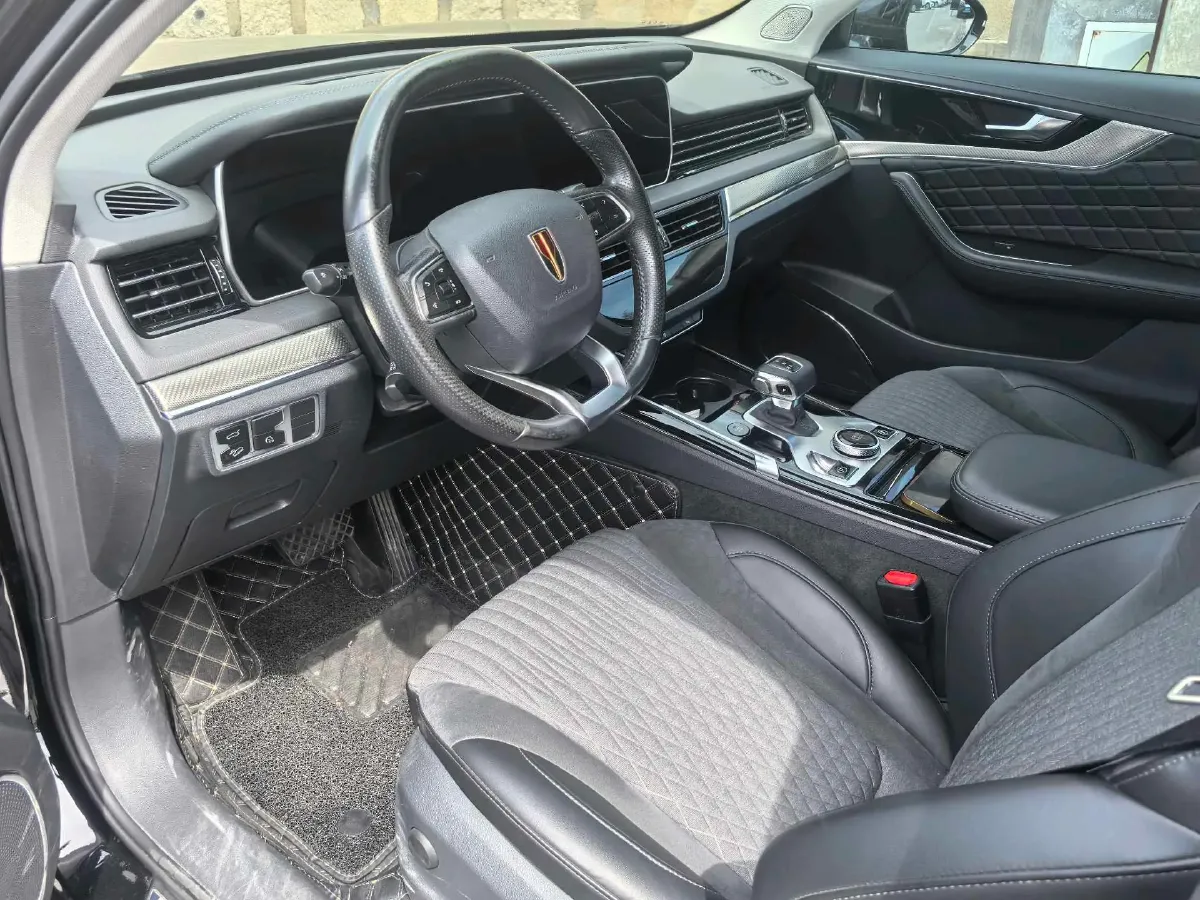 2019 HongQi HS5 2.0T 224HP L4 6AT,autocango,china used car exporter,china ev exporter,chinese used car exporter,chinese used ev exporter