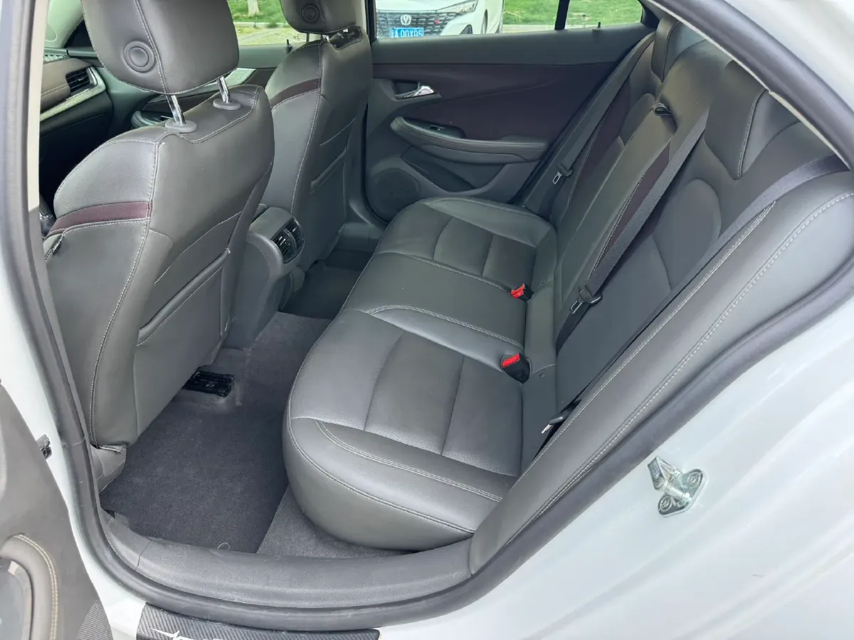 2018 Chevrolet Malibu 1.5T 170HP L4 6AT,autocango,china used car exporter,china ev exporter,chinese used car exporter,chinese used ev exporter