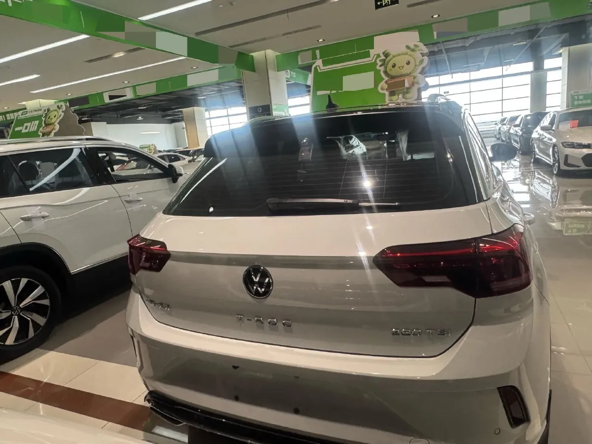 2022 Volkswagen T-Roc 1.4T 150HP L4 7DCT,autocango,china used car exporter,china ev exporter,chinese used car exporter,chinese used ev exporter