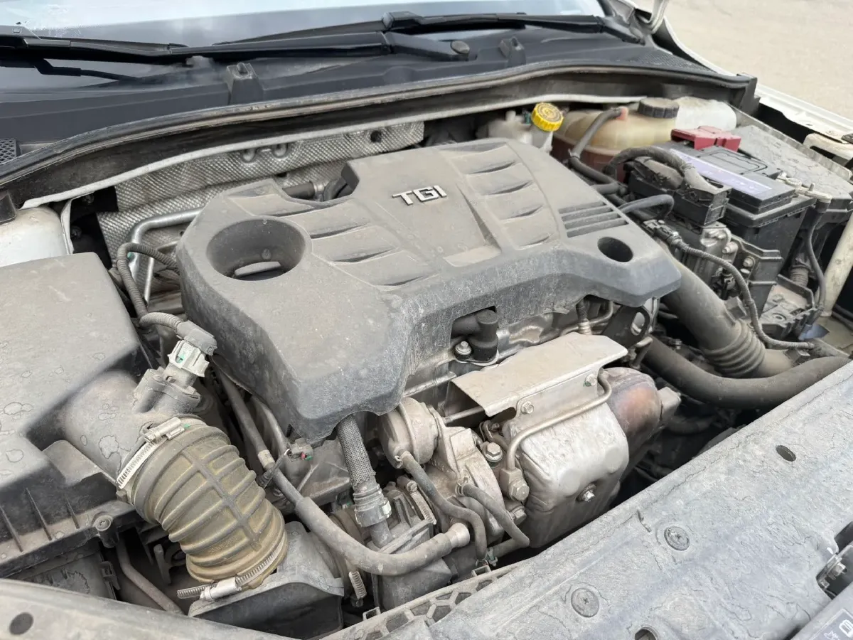 2018 HuangHai JiaoLong 2.4L 143HP L4 5AT,autocango,china used car exporter,china ev exporter,chinese used car exporter,chinese used ev exporter