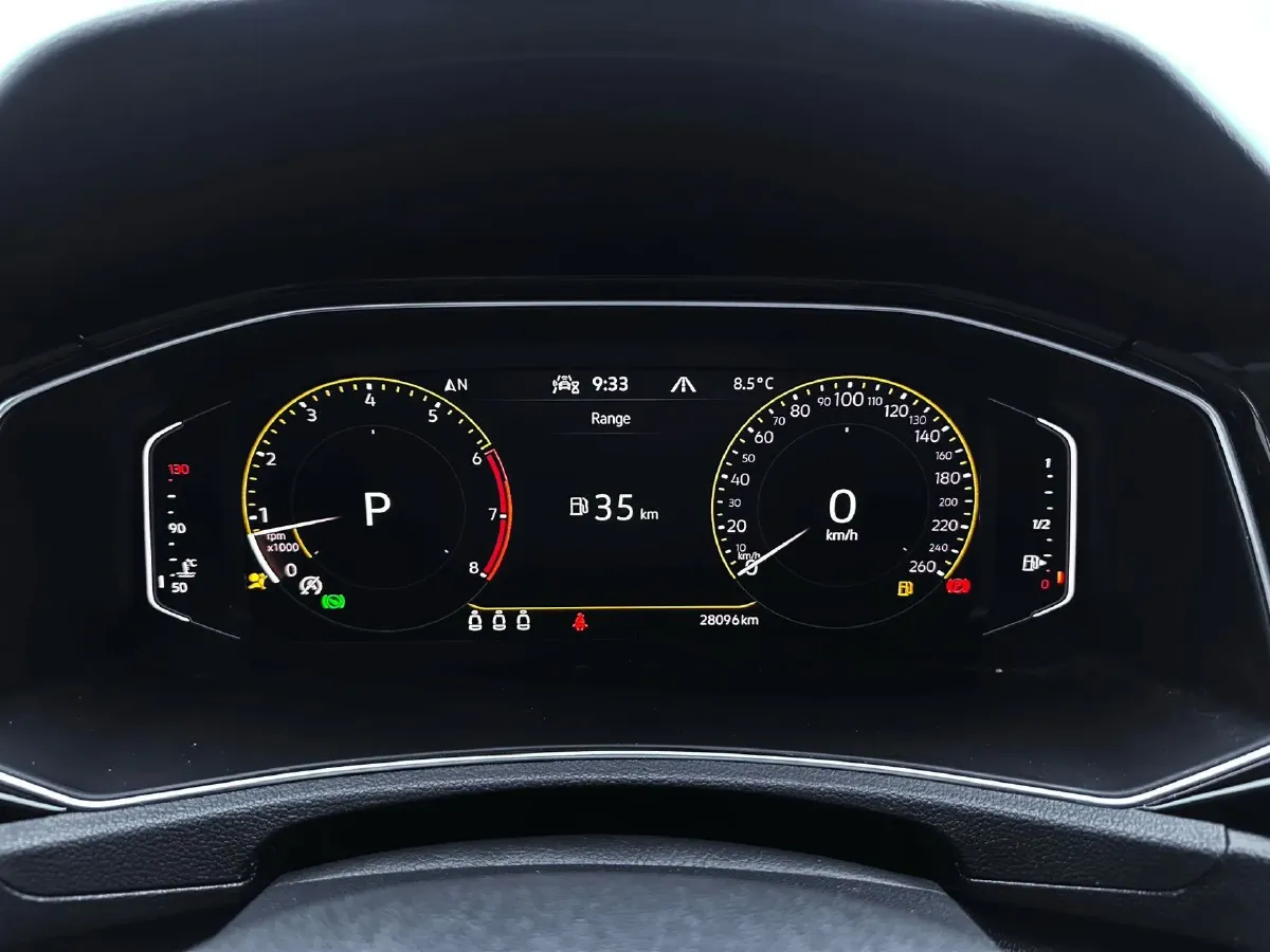 2021 Volkswagen T-Roc 1.4T 150HP L4 7DCT,autocango,china used car exporter,china ev exporter,chinese used car exporter,chinese used ev exporter