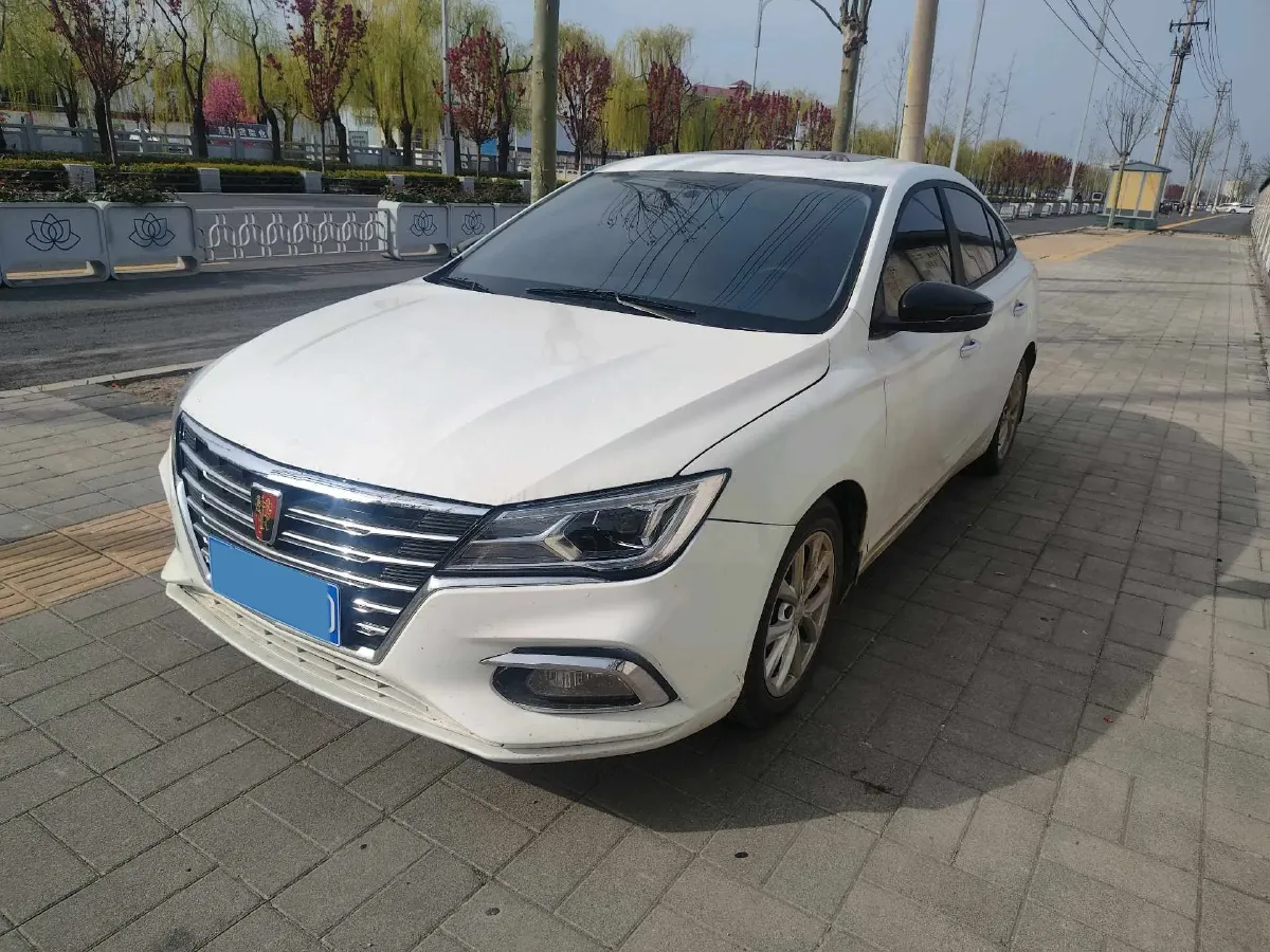 2020 Roewe i5 1.5L 120HP L4 CVT,autocango,china used car exporter,china ev exporter,chinese used car exporter,chinese used ev exporter