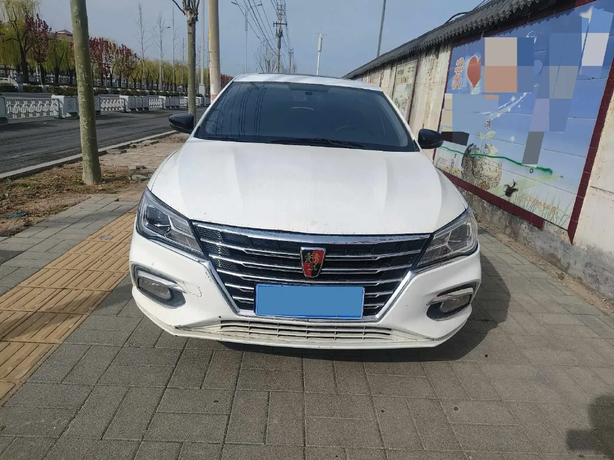 2020 Roewe i5 1.5L 120HP L4 CVT,autocango,china used car exporter,china ev exporter,chinese used car exporter,chinese used ev exporter