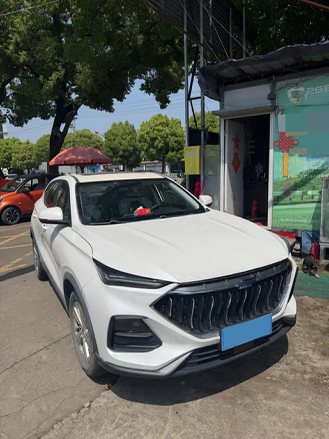 2022 ChangAn Eado 1.6L 128HP L4 5MT,autocango,china used car exporter,china ev exporter,chinese used car exporter,chinese used ev exporter