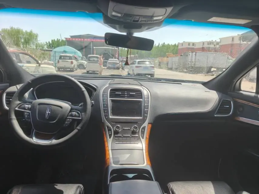 2019 Lincoln Nautilus 2.7T 329HP V6 8AT,autocango,china used car exporter,china ev exporter,chinese used car exporter,chinese used ev exporter
