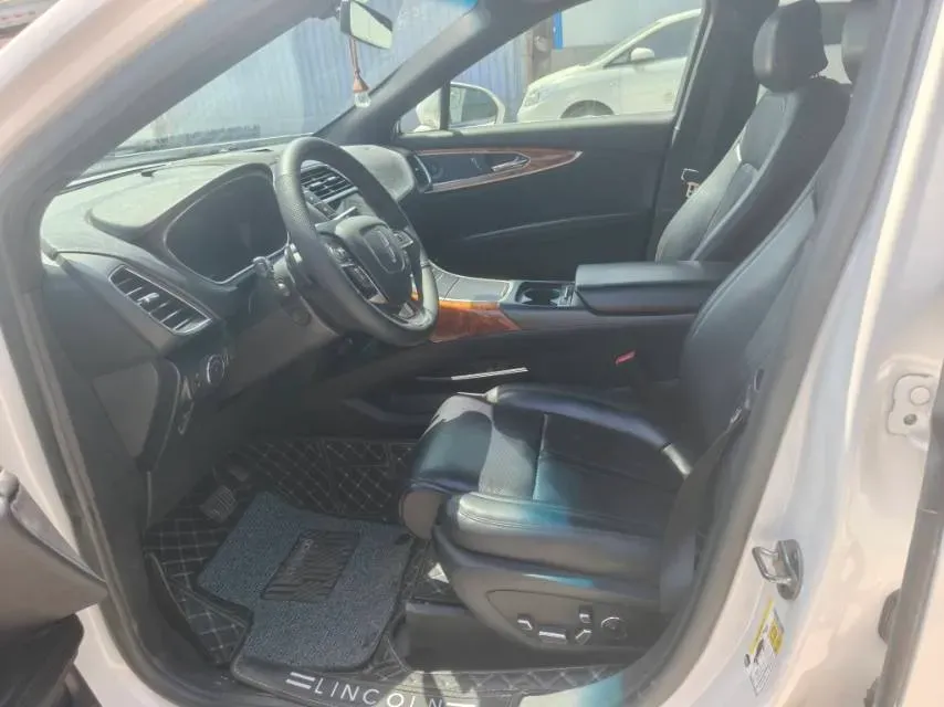 2019 Lincoln Nautilus 2.7T 329HP V6 8AT,autocango,china used car exporter,china ev exporter,chinese used car exporter,chinese used ev exporter