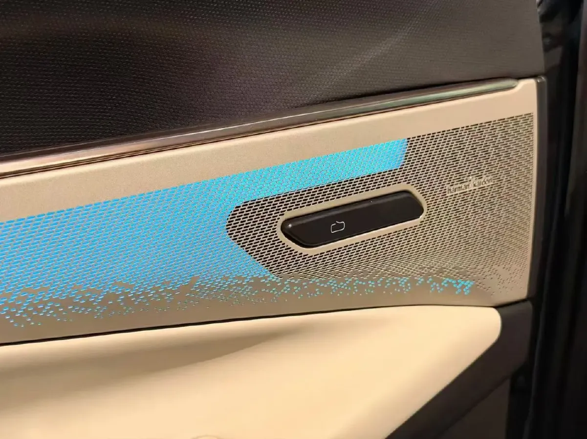 2023 LYNK&CO 08 EM-P 1.5T 163HP L4 3DHT PHEV 39.8KWH,autocango,china used car exporter,china ev exporter,chinese used car exporter,chinese used ev exporter