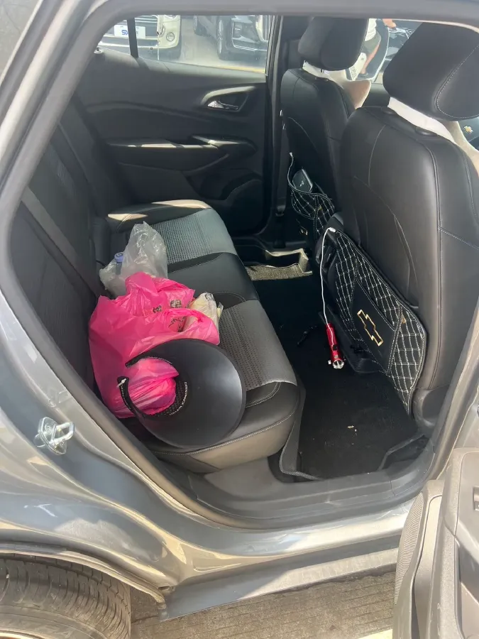 2022 Chevrolet Seeker 1.5T 184HP L4 CVT,autocango,china used car exporter,china ev exporter,chinese used car exporter,chinese used ev exporter