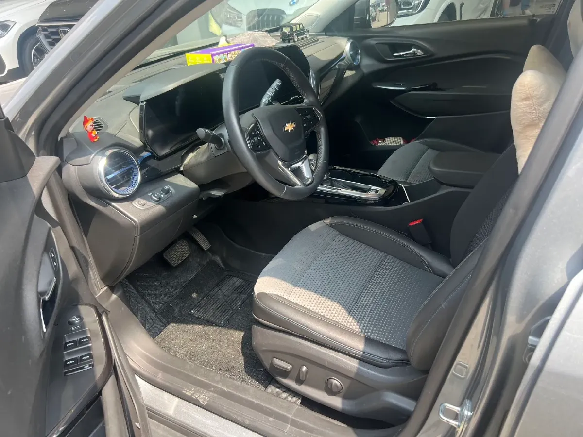 2022 Chevrolet Seeker 1.5T 184HP L4 CVT,autocango,china used car exporter,china ev exporter,chinese used car exporter,chinese used ev exporter