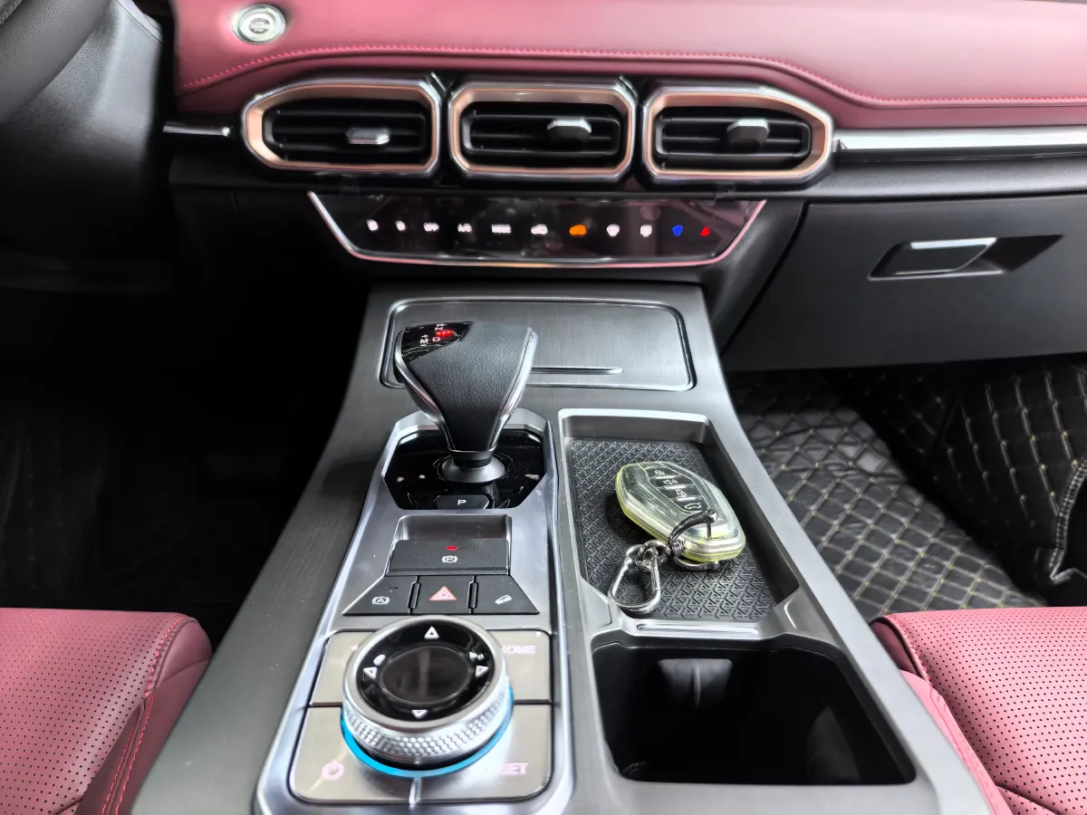 2023 Jetour X70 Plus 1.5T 156HP L4 6MT,autocango,china used car exporter,china ev exporter,chinese used car exporter,chinese used ev exporter