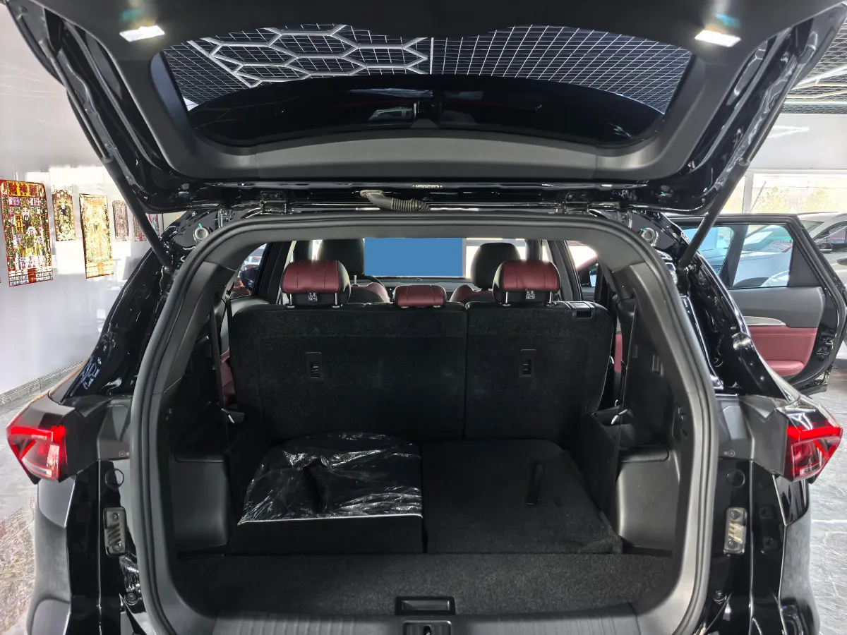 2023 Jetour X70 Plus 1.5T 156HP L4 6MT,autocango,china used car exporter,china ev exporter,chinese used car exporter,chinese used ev exporter