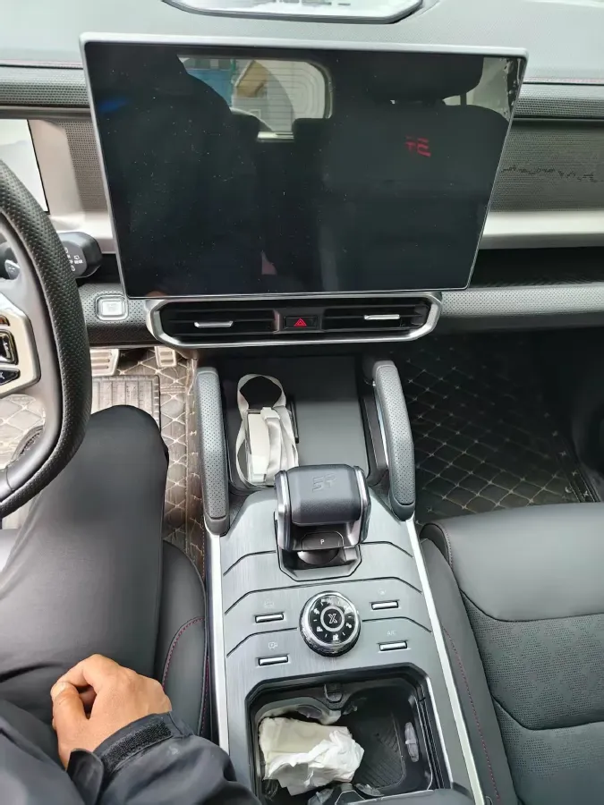 2023 Jetour Traveller 2.0T 254HP L4 7DCT,autocango,china used car exporter,china ev exporter,chinese used car exporter,chinese used ev exporter