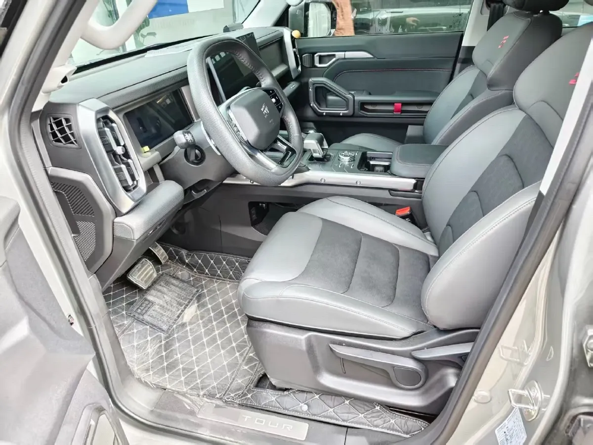 2023 Jetour Traveller 2.0T 254HP L4 7DCT,autocango,china used car exporter,china ev exporter,chinese used car exporter,chinese used ev exporter