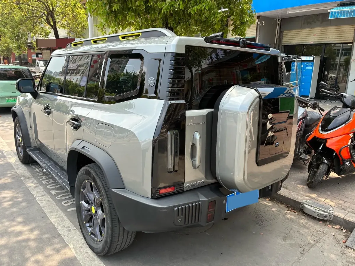 2023 Jetour Traveller 2.0T 254HP L4 7DCT,autocango,china used car exporter,china ev exporter,chinese used car exporter,chinese used ev exporter
