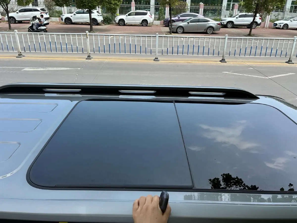 2023 Jetour Traveller 2.0T 254HP L4 7DCT,autocango,china used car exporter,china ev exporter,chinese used car exporter,chinese used ev exporter