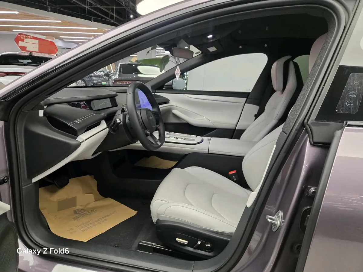 2024 MI SU7 BEV 73.6KWH,autocango,china used car exporter,china ev exporter,chinese used car exporter,chinese used ev exporter