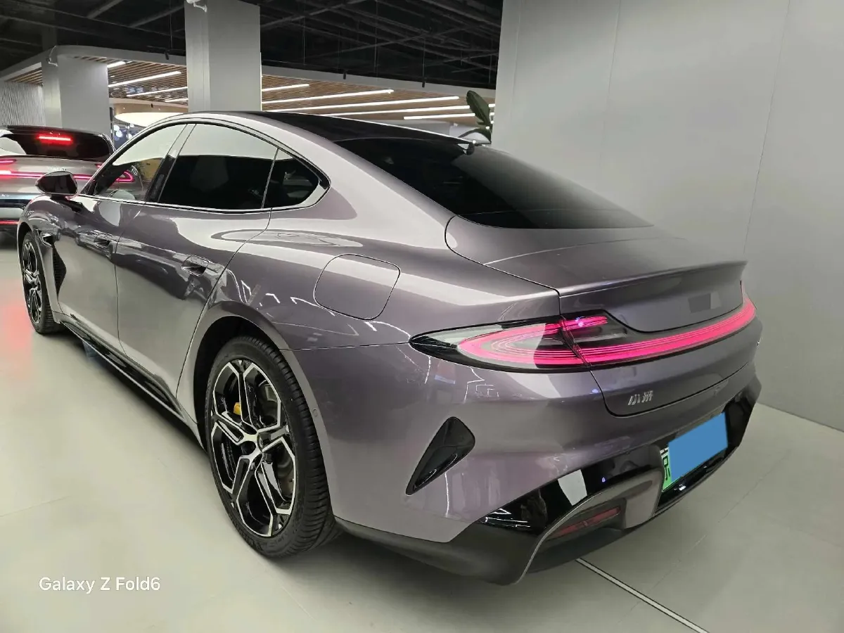 2024 MI SU7 BEV 73.6KWH,autocango,china used car exporter,china ev exporter,chinese used car exporter,chinese used ev exporter