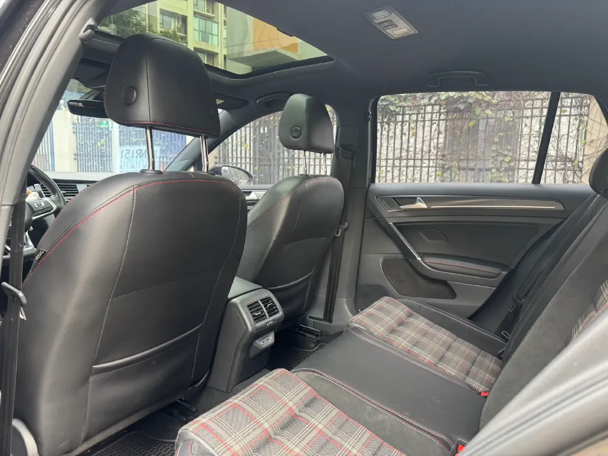 2019 Buick EnvisionPlus 2.0T 260HP L4 9AT,autocango,china used car exporter,china ev exporter,chinese used car exporter,chinese used ev exporter