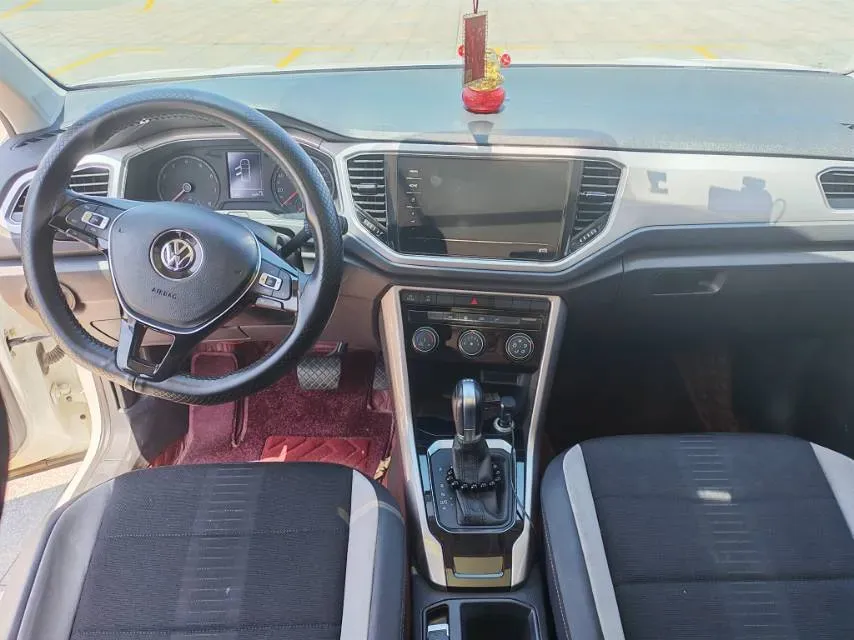 2021 Volkswagen T-Roc 1.4T 150HP L4 7DCT,autocango,china used car exporter,china ev exporter,chinese used car exporter,chinese used ev exporter