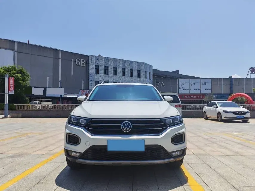 2021 Volkswagen T-Roc 1.4T 150HP L4 7DCT,autocango,china used car exporter,china ev exporter,chinese used car exporter,chinese used ev exporter