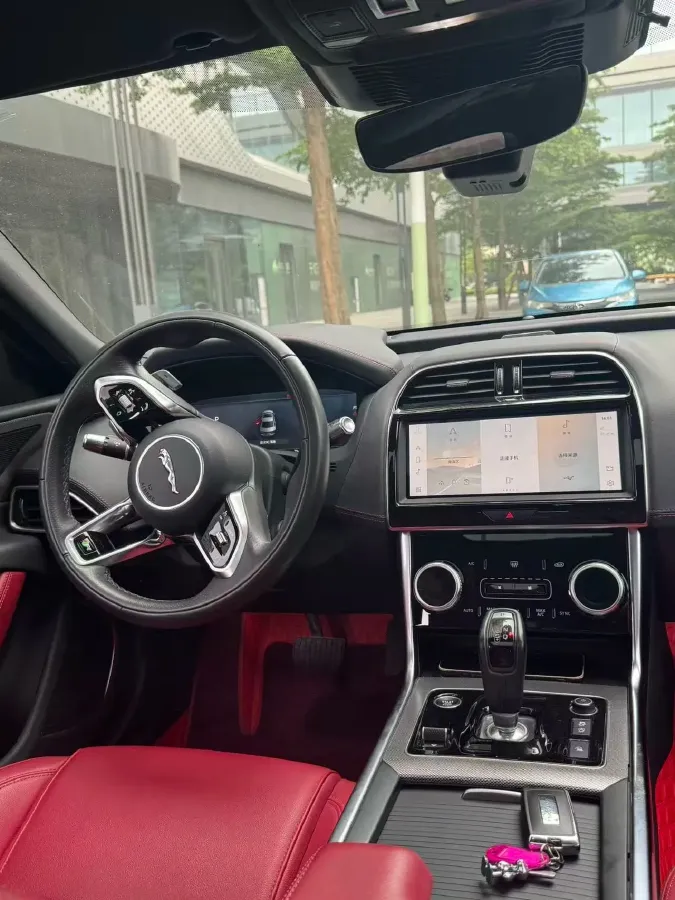 2021 Jaguar XEL 2.0T 250HP L4 8AT,autocango,china used car exporter,china ev exporter,chinese used car exporter,chinese used ev exporter