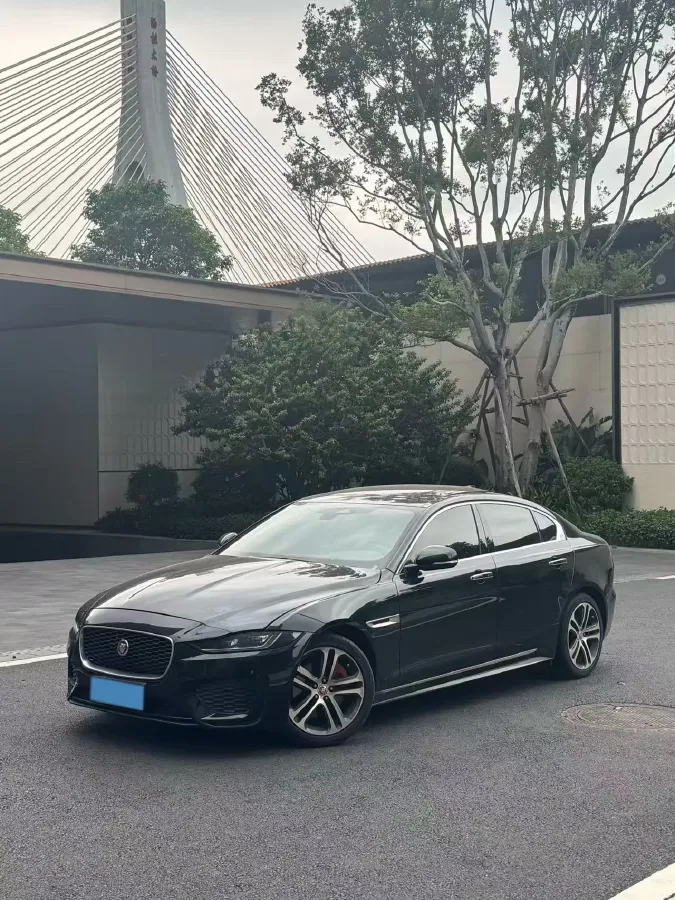2021 Jaguar XEL 2.0T 250HP L4 8AT,autocango,china used car exporter,china ev exporter,chinese used car exporter,chinese used ev exporter
