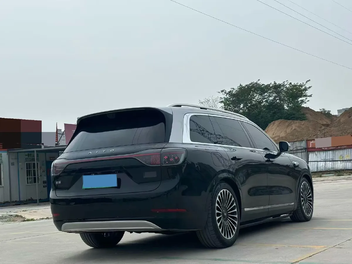 2025 AITO AITO M9 REEV 160HP REEV 52KWH,autocango,china used car exporter,china ev exporter,chinese used car exporter,chinese used ev exporter