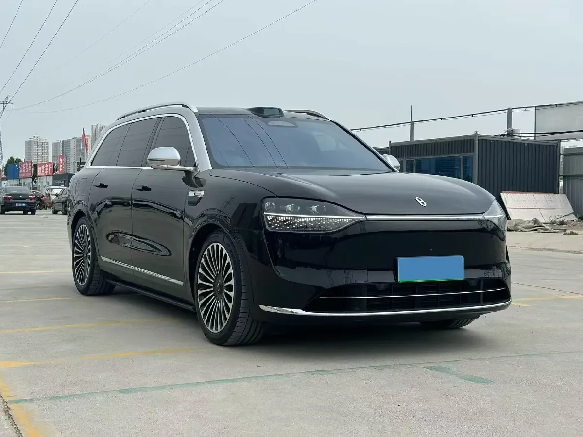 2025 AITO AITO M9 REEV 160HP REEV 52KWH,autocango,china used car exporter,china ev exporter,chinese used car exporter,chinese used ev exporter