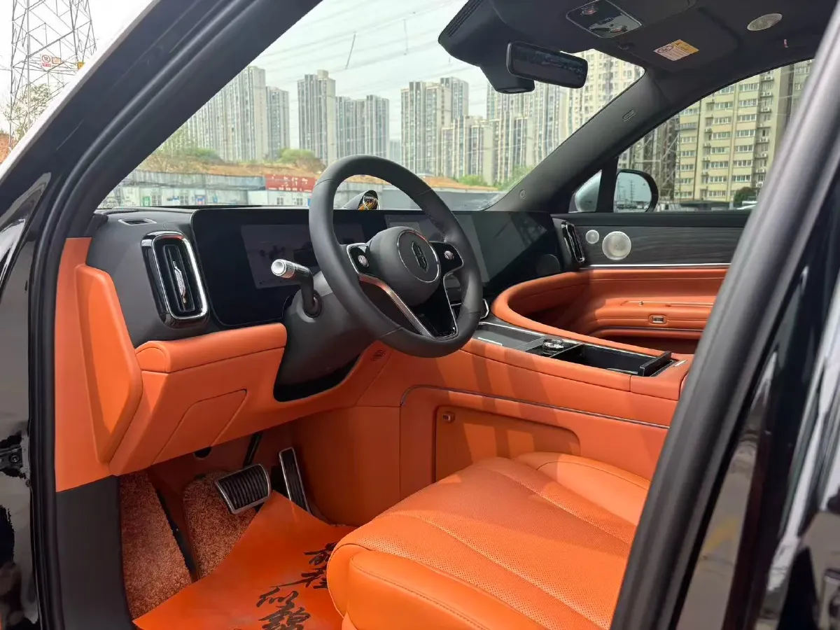 2025 AITO AITO M9 REEV 160HP REEV 52KWH,autocango,china used car exporter,china ev exporter,chinese used car exporter,chinese used ev exporter