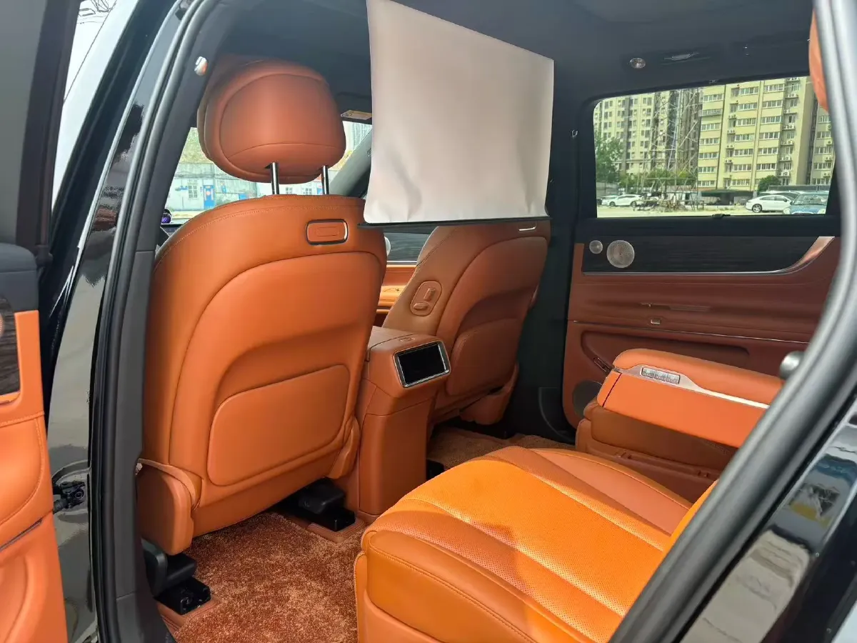 2025 AITO AITO M9 REEV 160HP REEV 52KWH,autocango,china used car exporter,china ev exporter,chinese used car exporter,chinese used ev exporter