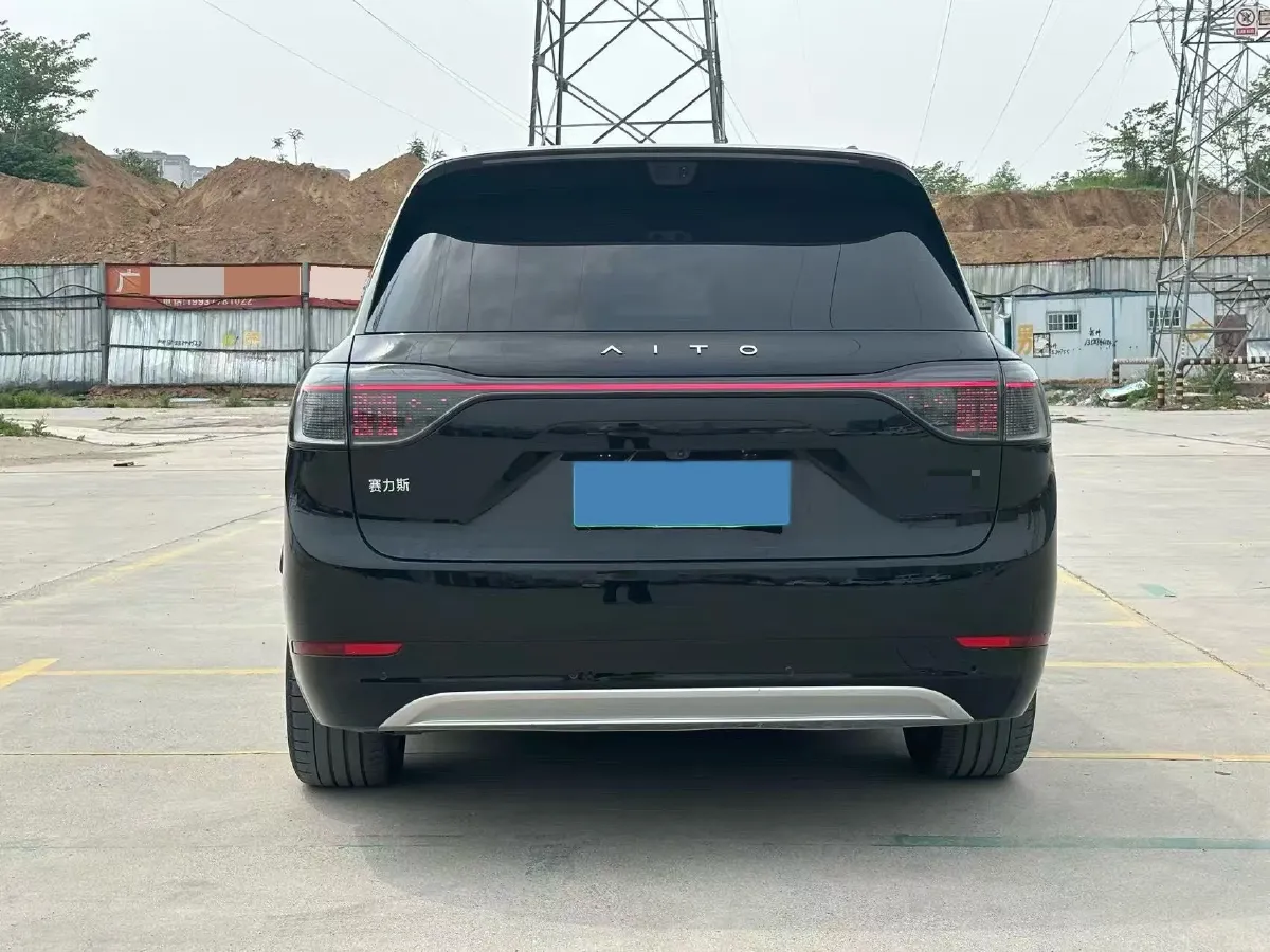 2025 AITO AITO M9 REEV 160HP REEV 52KWH,autocango,china used car exporter,china ev exporter,chinese used car exporter,chinese used ev exporter