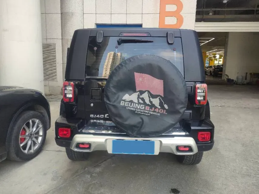 2023 Beijing BJ40 2.0T 224HP L4 8AT,autocango,china used car exporter,china ev exporter,chinese used car exporter,chinese used ev exporter