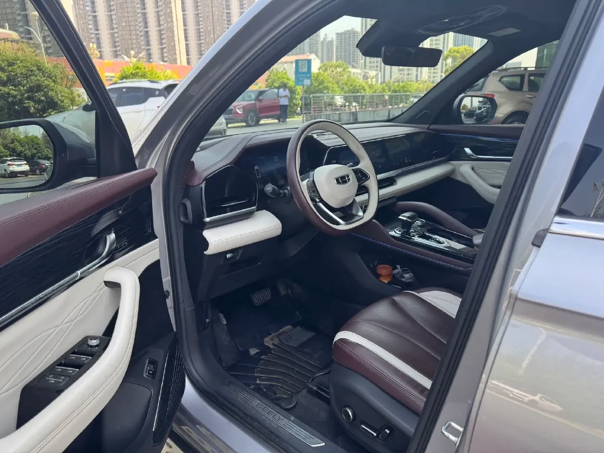 2021 Geely Monjaro 2.0T 218HP L4 7DCT,autocango,china used car exporter,china ev exporter,chinese used car exporter,chinese used ev exporter