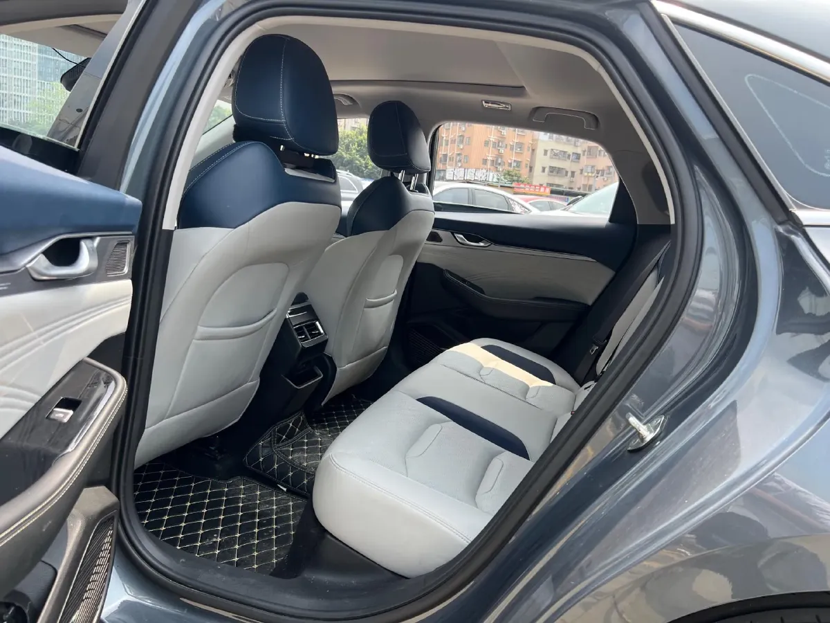 2021 Geely Preface 2.0T 190HP L4 7DCT,autocango,china used car exporter,china ev exporter,chinese used car exporter,chinese used ev exporter