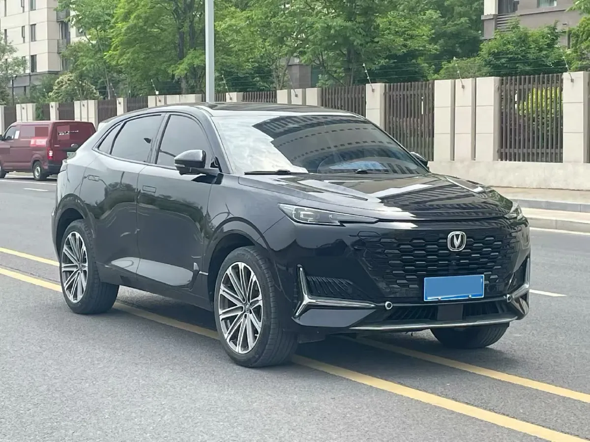 2021 ChangAn UNI-K 2.0T 233HP L4 8AT,autocango,china used car exporter,china ev exporter,chinese used car exporter,chinese used ev exporter