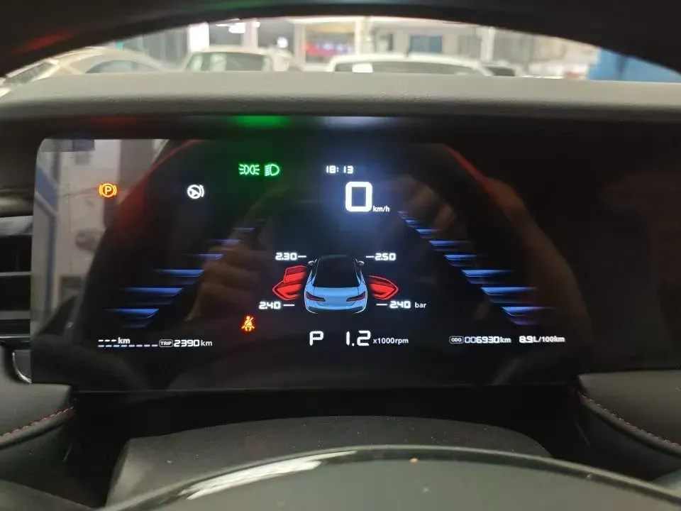 2023 Roewe i5 1.5L 129HP L4 CVT,autocango,china used car exporter,china ev exporter,chinese used car exporter,chinese used ev exporter