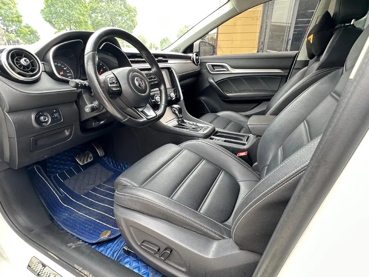 2019 MAXUS XinTu V80 2.5T 136HP L4 6AMT,autocango,china used car exporter,china ev exporter,chinese used car exporter,chinese used ev exporter