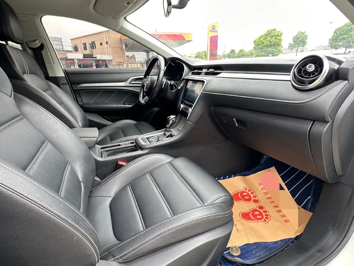 2019 MAXUS XinTu V80 2.5T 136HP L4 6AMT,autocango,china used car exporter,china ev exporter,chinese used car exporter,chinese used ev exporter