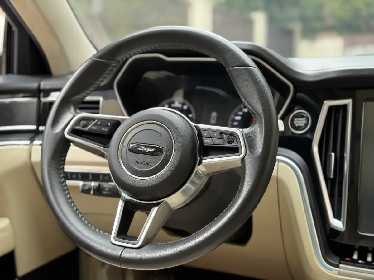 2018 Zotye T700 1.8T 177HP L4 6DCT,autocango,china used car exporter,china ev exporter,chinese used car exporter,chinese used ev exporter