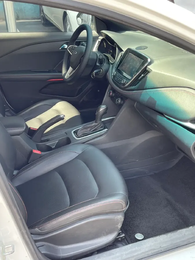 2019 Chevrolet Monza 1.3T 163HP L3 6AT,autocango,china used car exporter,china ev exporter,chinese used car exporter,chinese used ev exporter